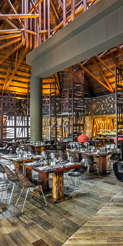  Spacious buffet with African decoration at the Lopesan Baobab Resort hotel in Meloneras, Gran Canaria 